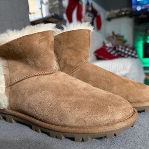 Kirkland Signature Tan Winter Boots